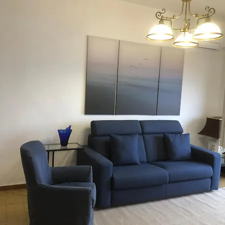 Il Rifugio Sul Mare Apartment *
